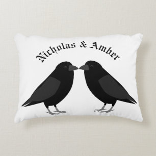 Coussins Décoratifs Mariage gothique Baiser Ravens Personnalisé