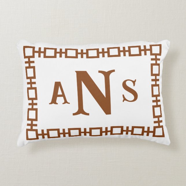 Coussins Décoratifs Monogramme de clé grecque Brown de châtaignes (Devant)