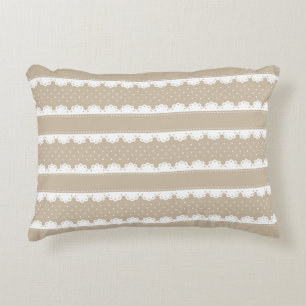 Coussins Décoratifs Motif en bande de dentelle beige et blanc Vintage