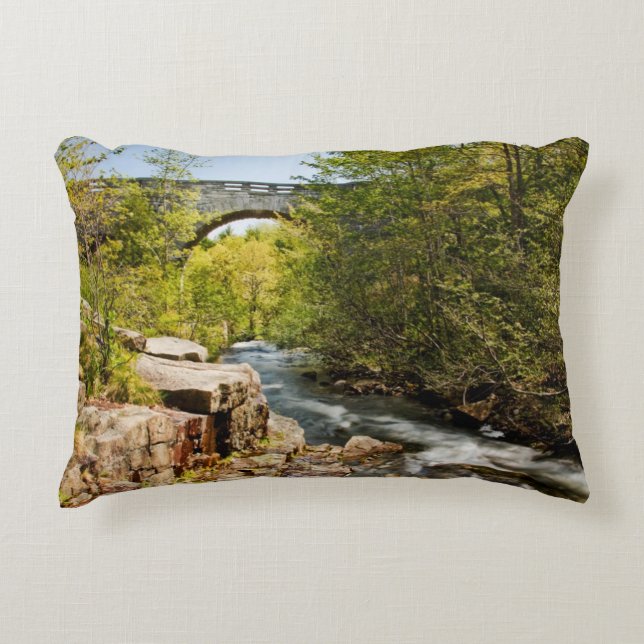 Coussins Décoratifs Pont au-dessus de rivière (Devant)