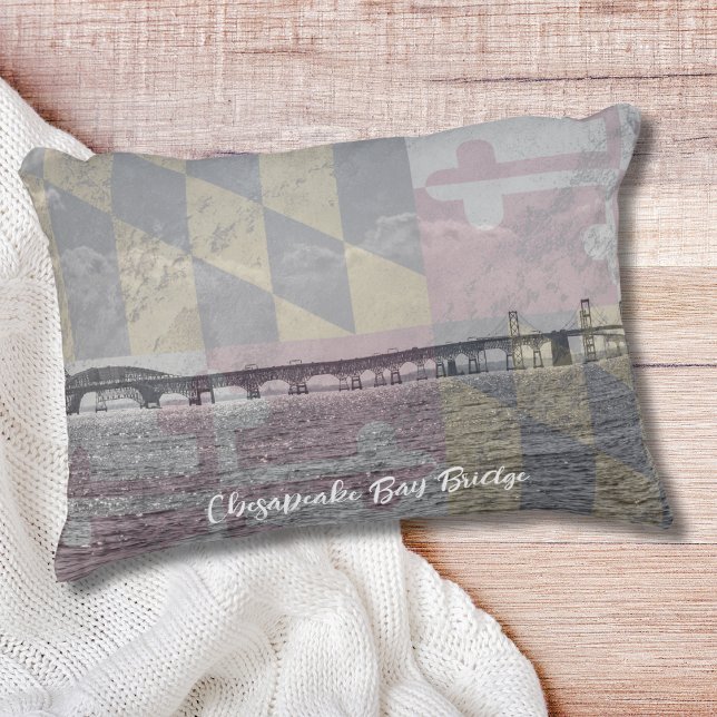 Coussins Décoratifs Pont de la baie de Chesapeake Maryland Oreiller (A beautiful throw pillow with the Chesapeake Bay Bridge, to show your love of Maryland!)