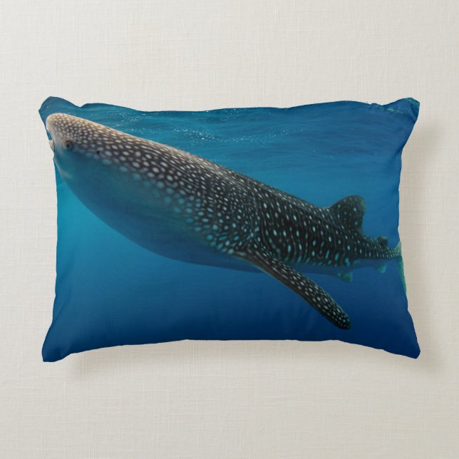 Coussins Décoratifs Profil d'un requin baleine, Indonésie (Devant)