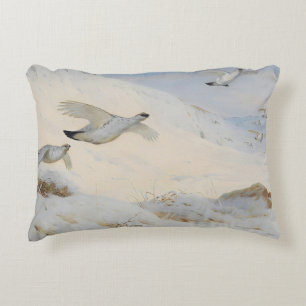 Coussins Décoratifs Ptarmigan en plumage hivernal, volant à travers la