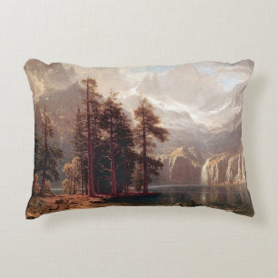 Coussins Décoratifs Sierra Nevada d'Albert Bierstadt, 1871