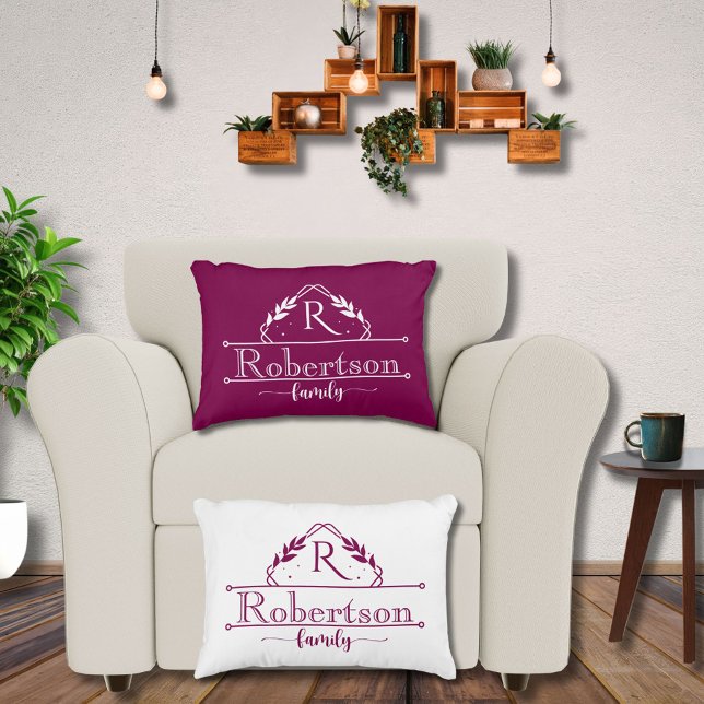 Coussins Décoratifs Split Monogram Family Name Wine Frame (Créateur téléchargé)