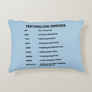 COUSSINS DÉCORATIFS TEXTE POUR LES AÎNÉS