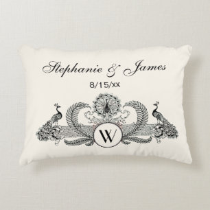 Coussins Décoratifs Vintage Paons Monogramme Ivoire BG