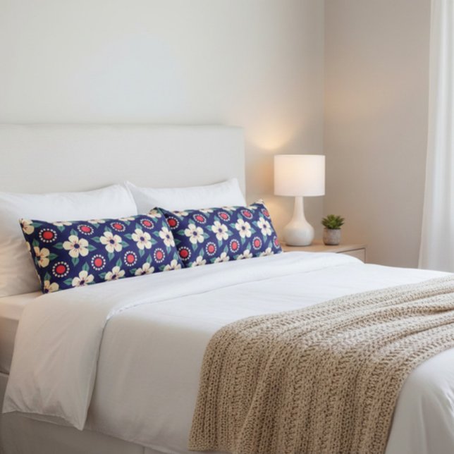 Coussins Longs Bleu de marine avec fleurs de crème (Créateur téléchargé)