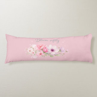 Coussins Longs Fleurir doucement – Fleurs aquarelles pastel