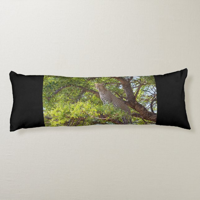 Coussins Longs Leopard sur un arbre (Dos)