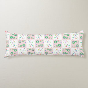 Coussins Longs Motif coloré de hibou pour des enfants