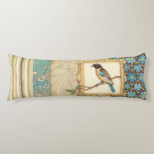 Coussins Longs Oiseau Brown et bleu sur une branche recherchant