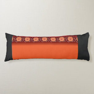 Coussins Longs un design d'un motif rouge et or