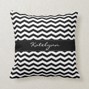 Coussins noirs d'impression de zigzag de Chevron
