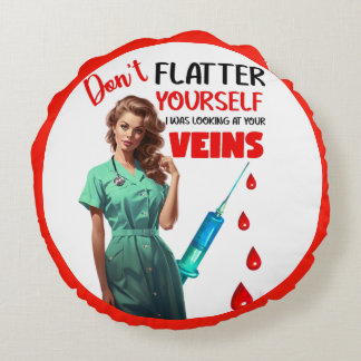 Coussins Ronds Cute Nostalgic Infirmière Pinup Ne vous pliez pas