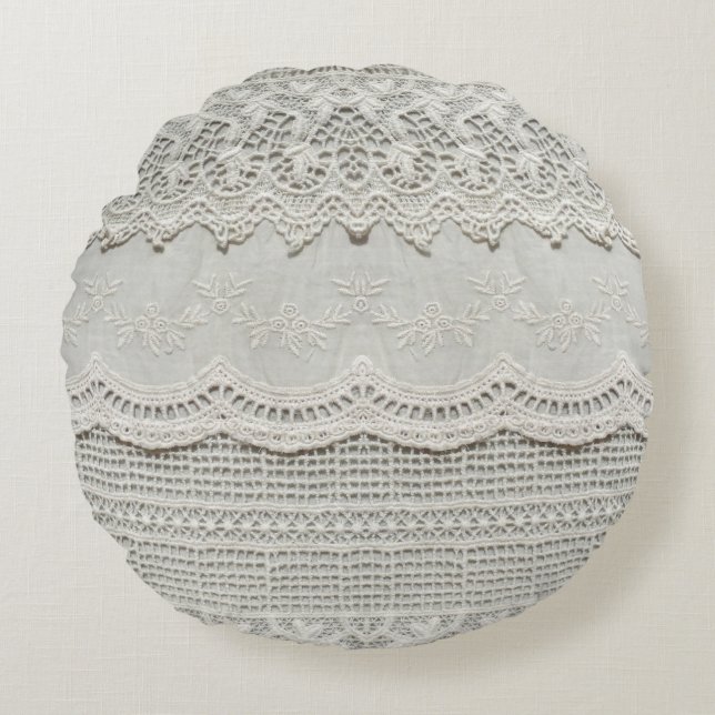 Coussins Ronds Dentelle blanche subtile, gros plan textile. (Devant)