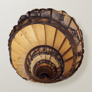 Coussins Ronds Escalier circulaire spirale escalier vieux bâtimen