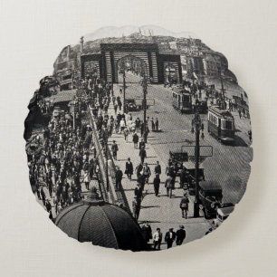 Coussins Ronds ISTANBUL, TURQUIE - CIRCA années 1900 : cityscap V