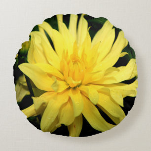 Coussins Ronds Macroenregistrement d'une dahlie jaune
