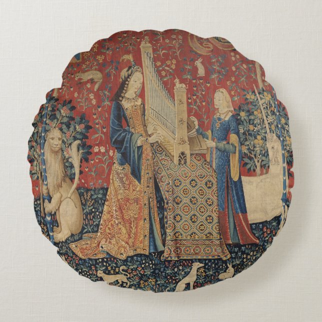 Coussins Ronds Madame et la licorne : 'Hearing (Devant)