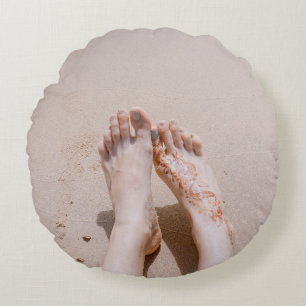 Coussins Ronds Photographie de focalisation sélective des pieds a