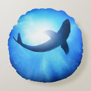 Coussins Ronds Silhouette de requin d'océan profond