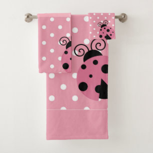 Coutume rose de coccinelle