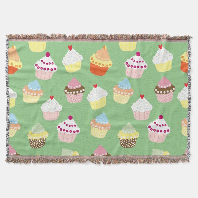 Couverture Cupcakes Delicious Decorated Birthday (Devant)