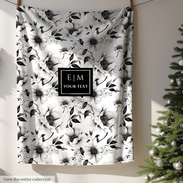 Couverture de fleurs noir et blanc monogramme cosy (Monogramed black and white flowers blanket cozy)