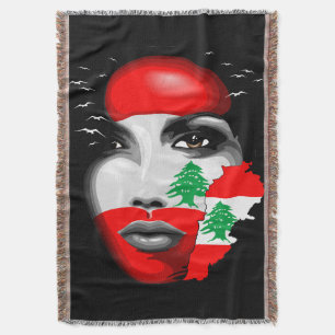 Couverture Drapeau et carte du Liban sur le visage de la fill