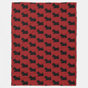 Couverture en polaire rouge écossaise rétro
