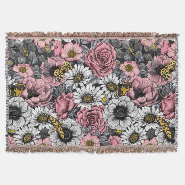 Couverture Mélange de papillons de nuit en rose et gris (Devant)