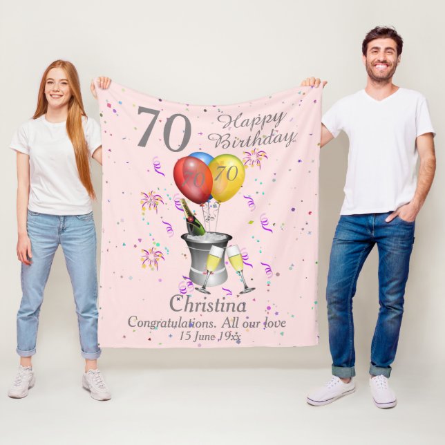 Couverture Polaire 70e Anniversaire Blanche-Toison rose Champagne (En situation)