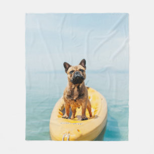 Couverture Polaire Adulte brun français taurin debout en kayak