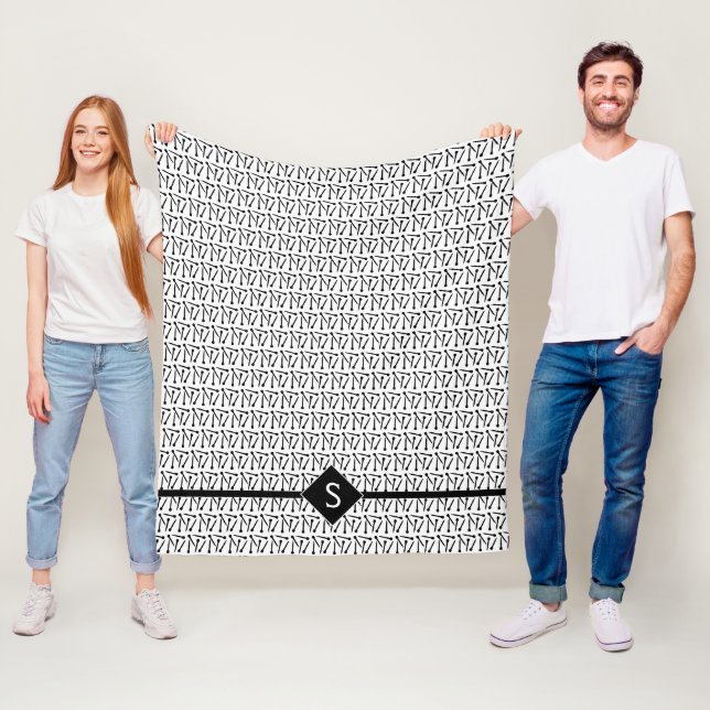 Couverture Polaire Aiguilles de tricot Artisanat initial Blanc + Noir (En situation)