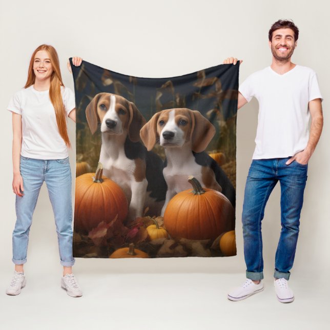 Couverture Polaire American Anglais Foxhound Puppy Automne Delight (En situation)