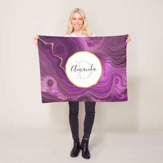 Couverture Polaire Améthyste Violet Et Monogramme D'Agate Abstrait Or (En situation)