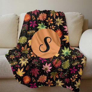 Couverture Polaire Automne Feuilles Motif sur noir avec Monogramme