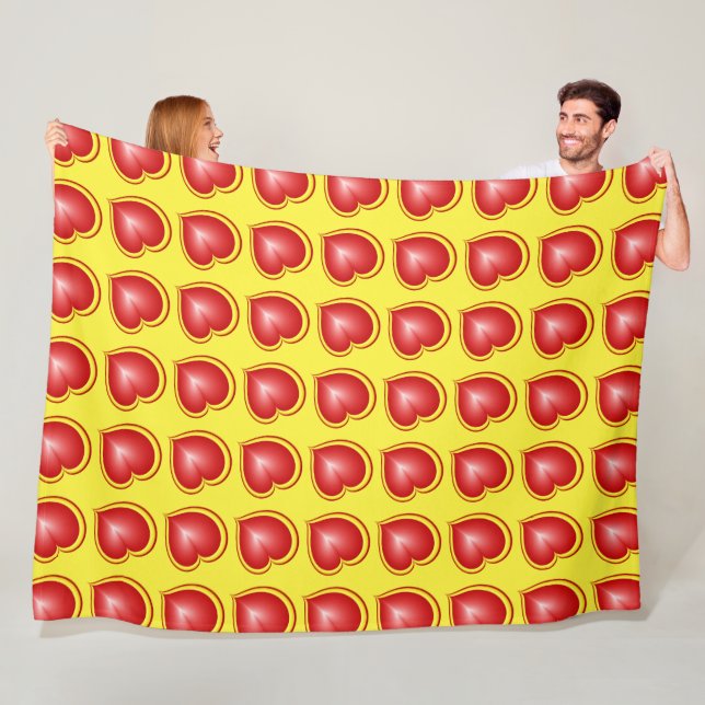 Couverture Polaire Avec beaucoup d'amour Rouge Jaune Motif de Coeurs  (En situation)