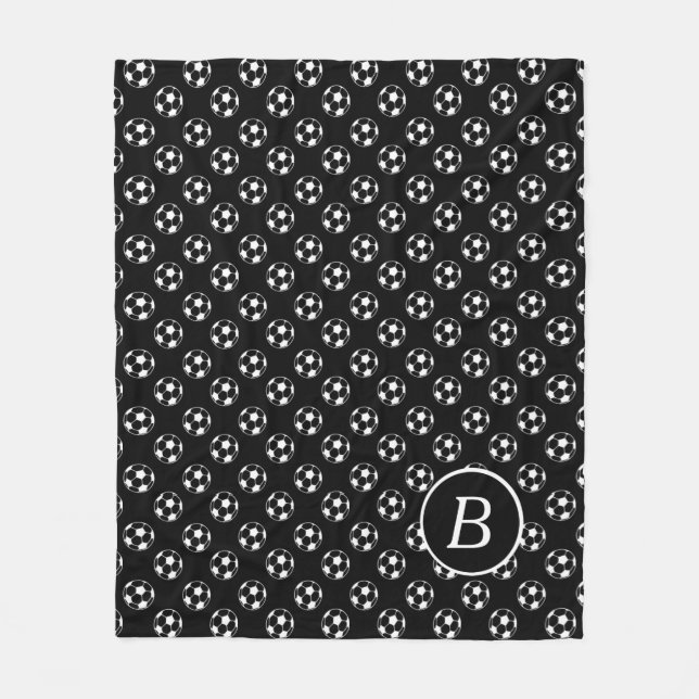 Couverture Polaire Balles de soccer noir et blanc Monogramme (Devant)