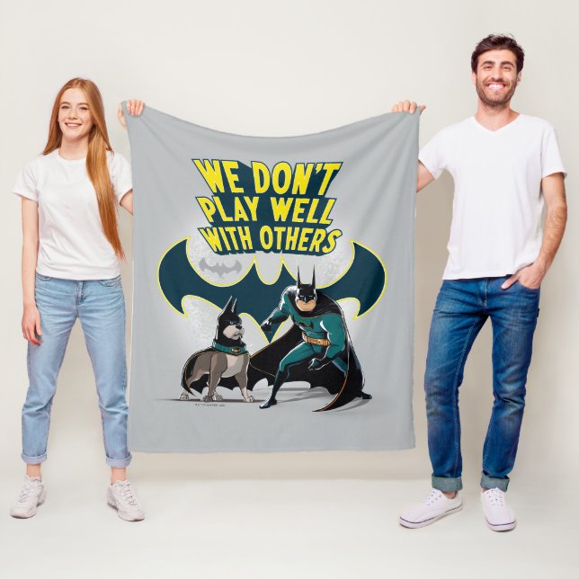 Couverture Polaire Batman & Ace - Nous ne jouons pas bien avec les au (En situation)