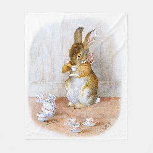 Couverture Polaire Beatrix Potter : Thé potable de fille de lapin