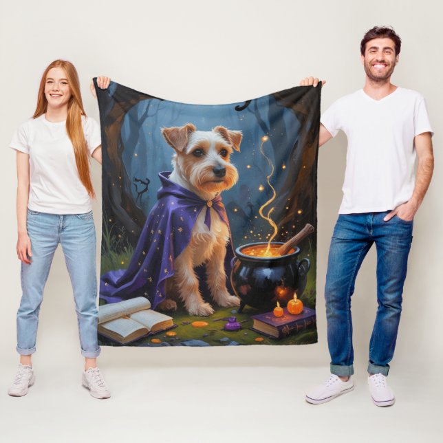 Couverture Polaire Biewer Terrier Chien Whimsical Halloween Peinture (En situation)