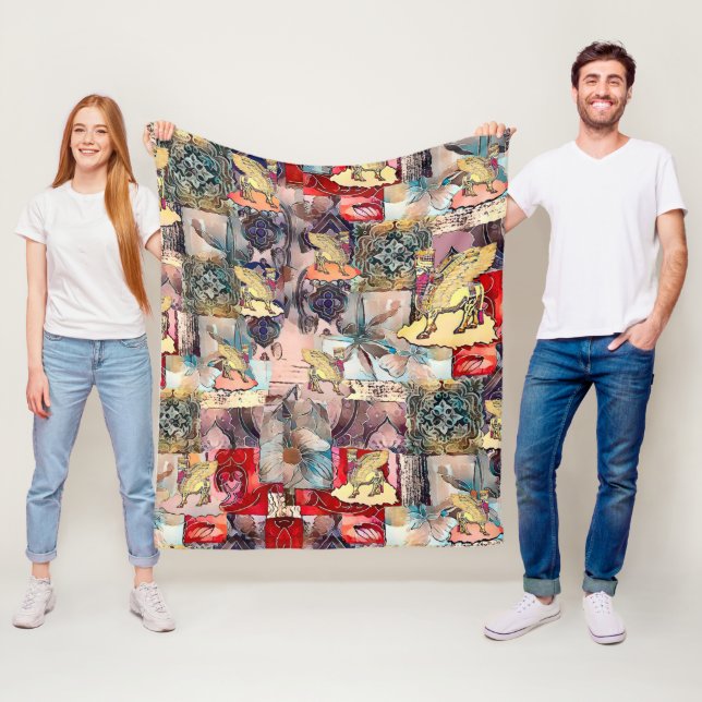 Couverture Polaire Blanche en polaire d'art lamassu (En situation)