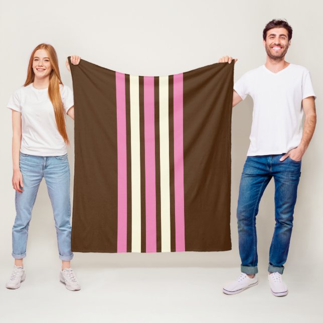 Couverture Polaire Blanche napolitaine (Brown, rose et crème) (En situation)