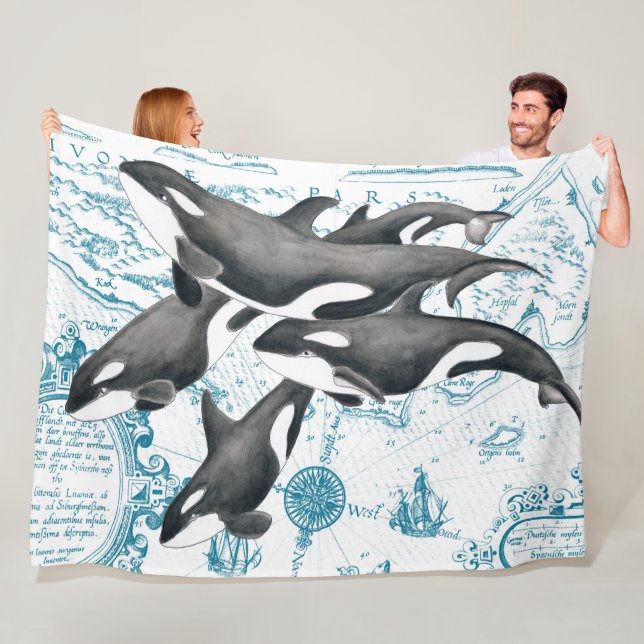 Couverture Polaire Bleu antique de famille de baleines d'orque (En situation)