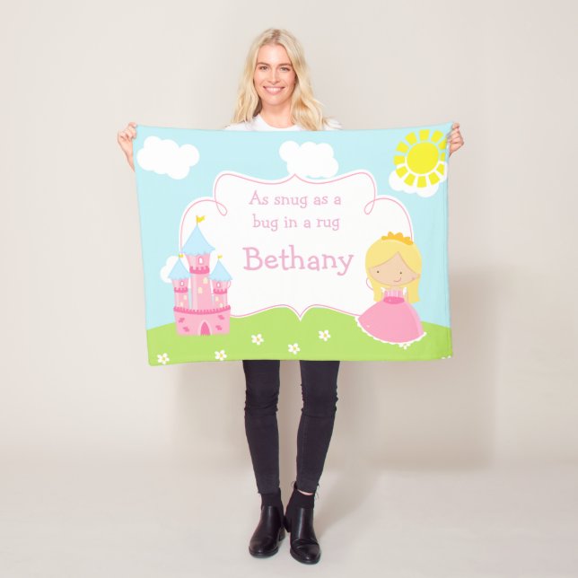 Couverture Polaire Blonde mignonne Notre Petite Princesse (En situation)