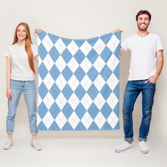 Couverture Polaire Blue White Geometric Diamond Argyle Pattern (En situation)