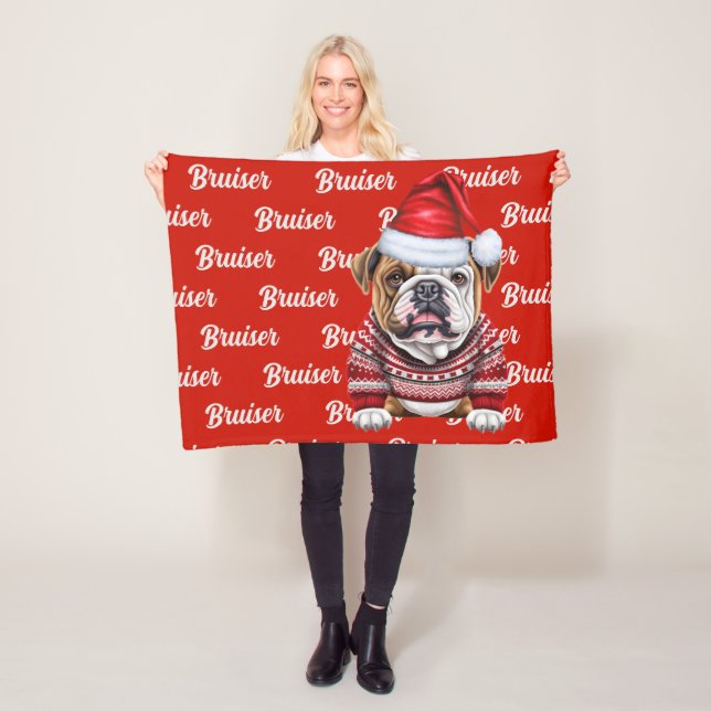 Couverture Polaire Bulldog avec nom Motif Noël (En situation)