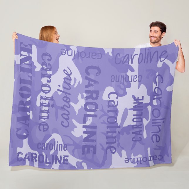Couverture Polaire Camo Violet Personnalisé (En situation)